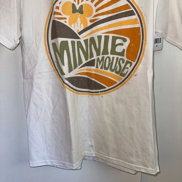 Disney Parks Unisex White Minnie Mouse Graphic Castle Tee Medium NWT - Picture 2 of 8